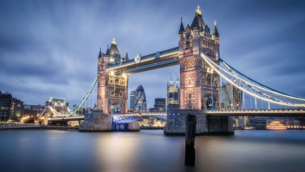 Tower Bridge And London Bridge Travel Guide Things To Do Found 