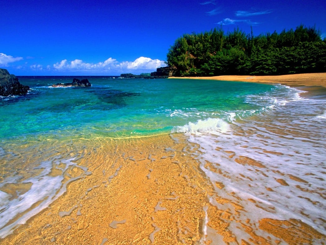 World’s Top 10 Tropical Beaches | Found The World