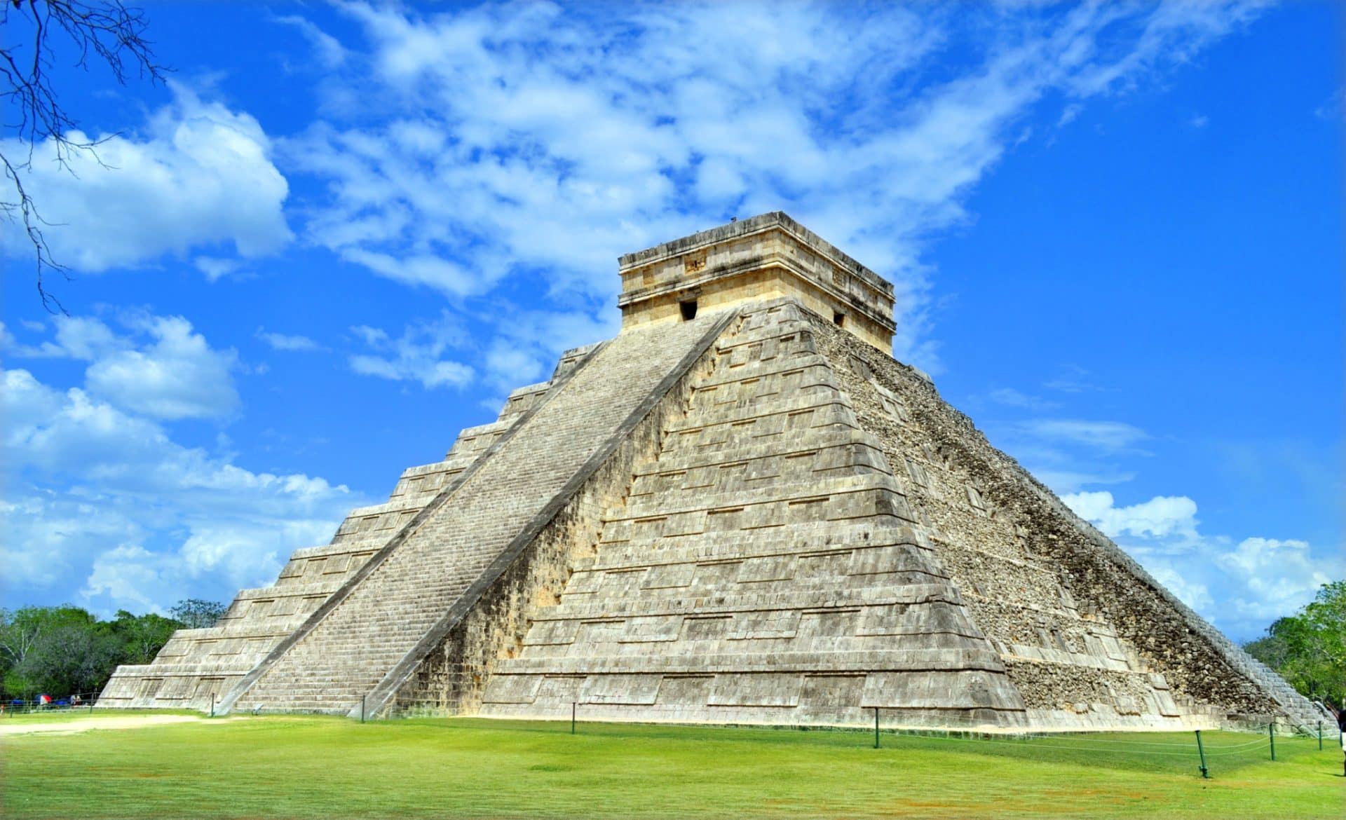 Chichen Itza Top Historical Wonder in Mexico Found The World