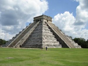 Chichen Itza - Top Historical Wonder in Mexico | Found The World