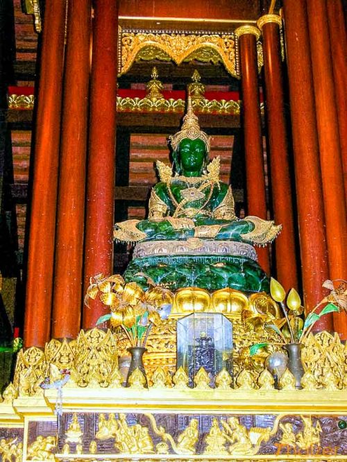 The emerald buddha (3)