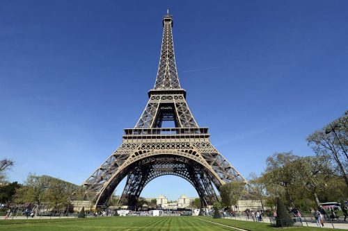  Eiffel Tower In Paris 