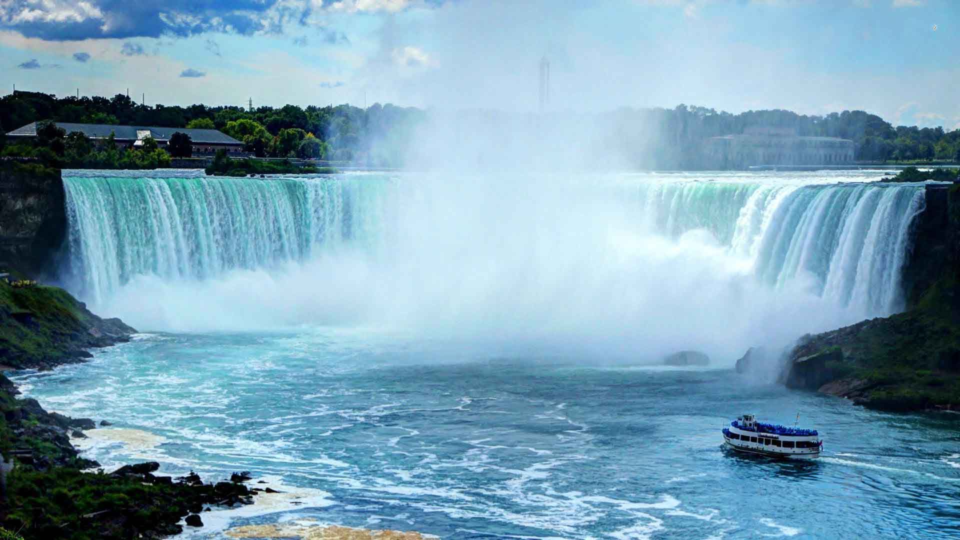 Niagara Falls Canadas Best Wonder Of The World Found The World