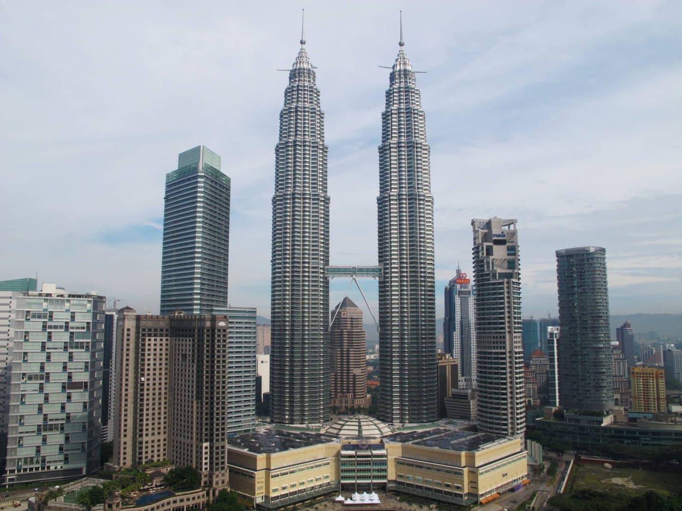 the-petronas-twin-towers-writework