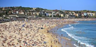 Bondi Beach, Popular For Surfing and It’s Gold Sand Bondi beach (8)