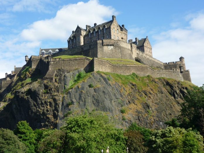 Edinburgh Castle, A historic Fortress In Scotland - Found The World